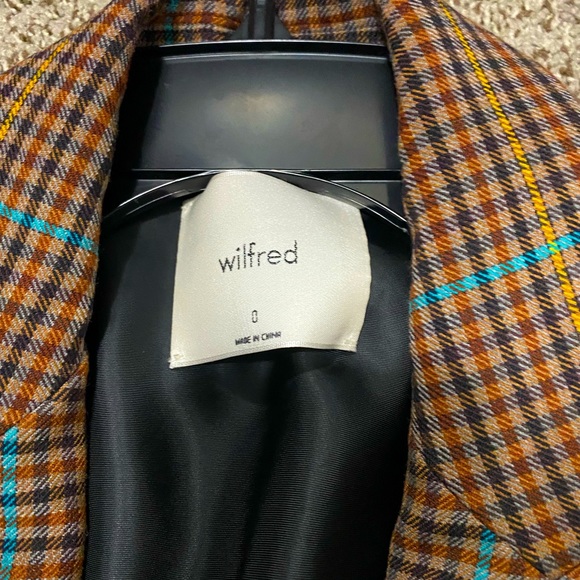 Aritzia Wilfred Free Margaux Blazer In size 0 - Picture 5 of 6